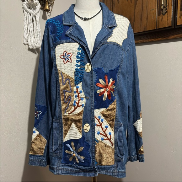 Allure Jackets & Blazers - Allure Vintage Long Sleeve Button up Embroidered Denim Shirt Size Large